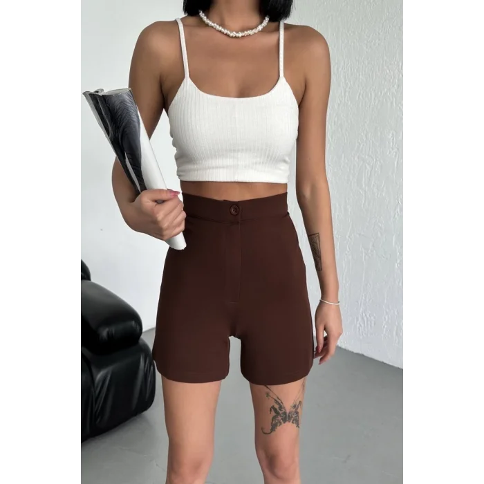 BUĞZ Tarz ve Rahatlığı Bir Arada Sunan Yüksek Bel Esnek Likralı Krep Şort Kahverengi ( BUĞZ )