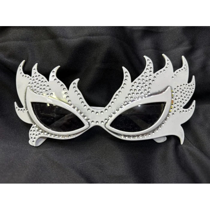 BUĞZ Taşlı Göz Kamaştıran Gecenin Yıldızı Beyaz Parti Alev Gözlük