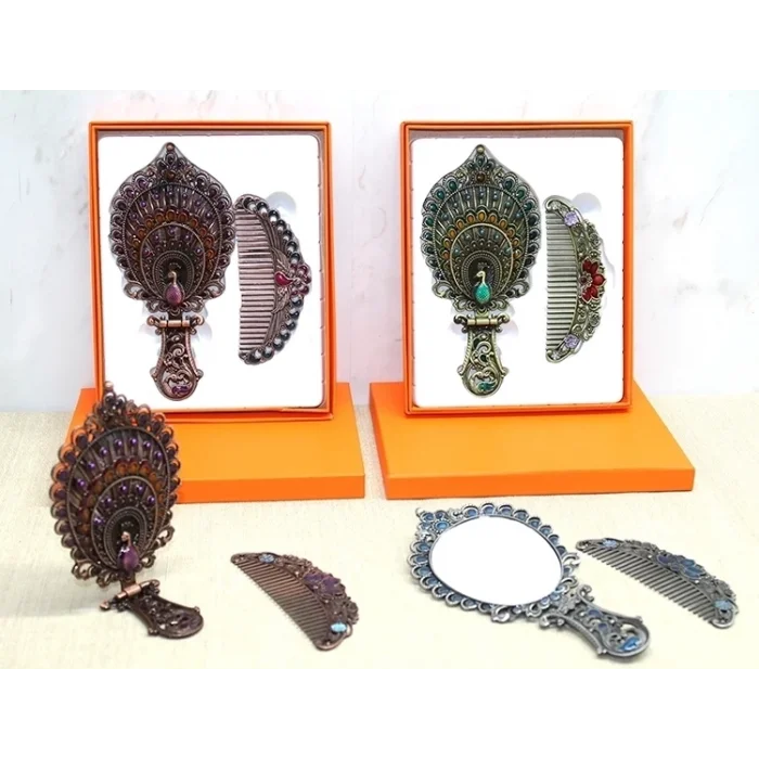 BUĞZ Tavuskuşu Katlanabilir Ayna Ve Tarak Seti Orta Boy Alk4984