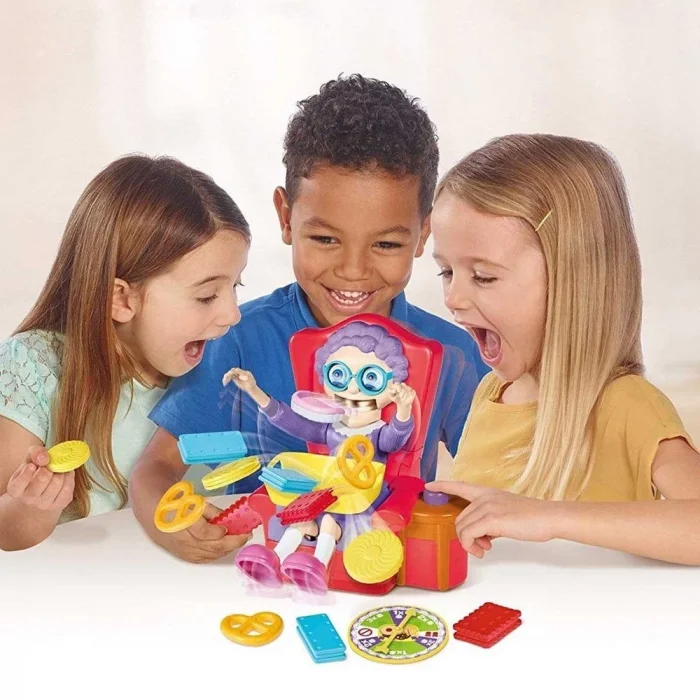 BUĞZ TOT72465 CİNGÖZ NİNE 6-99 yaş /Tomy /Özel Fiyatlı Ürün