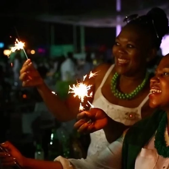 BUĞZ Uzun Tel Maytap Pasta Maytabı Kına Gecesi Bekarlığa Veda Maytap 40 Cm 5 Adet - Lisinya