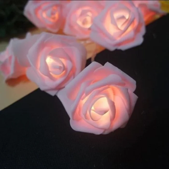 BUĞZ Yapay Gül Tasarımlı Dekoratif Led Işık Pilli (20 Gül)