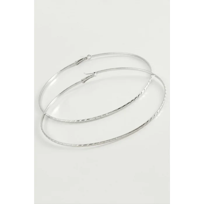 BUĞZ Zincir Çizgili Metal Halka Küpe 8-9-10 cm