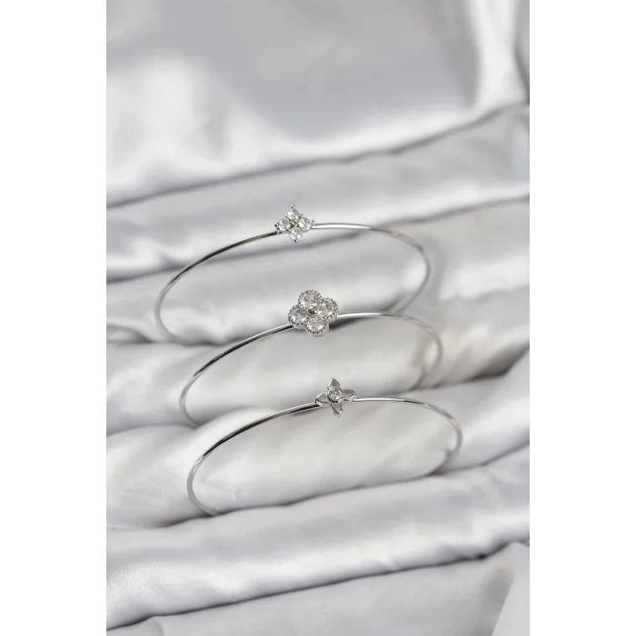 BUĞZ Zirkon Taşlı Gümüş Renk Yonca Tasarım 3lü Kadın Bileklik Kombini