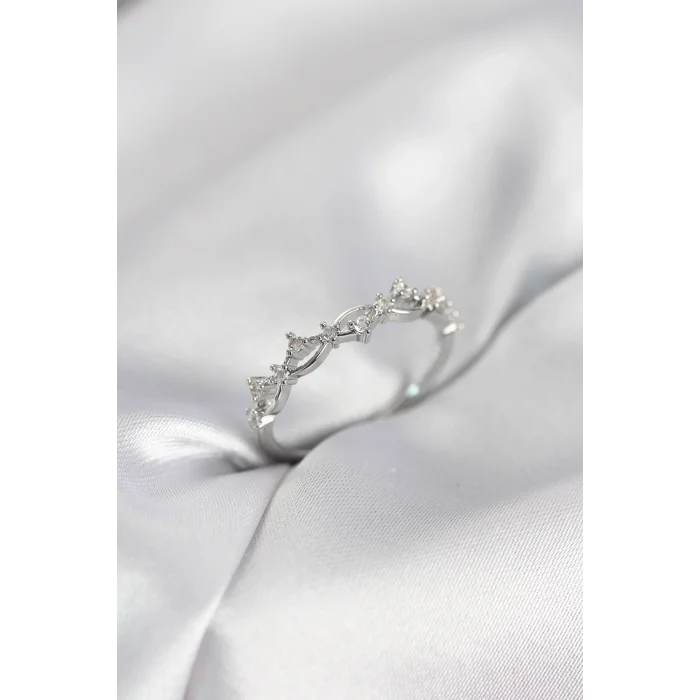 BUĞZ Zirkon Taşlı Pirinç Gümüş Renk Kadın Yüzük