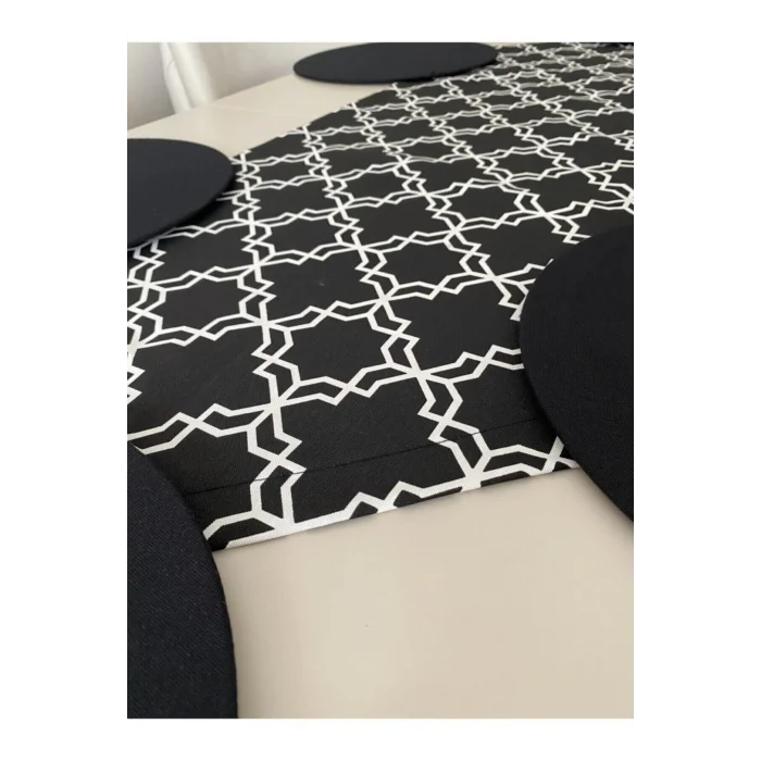 Genel Ürün Siyah Klasik Desenli Runner