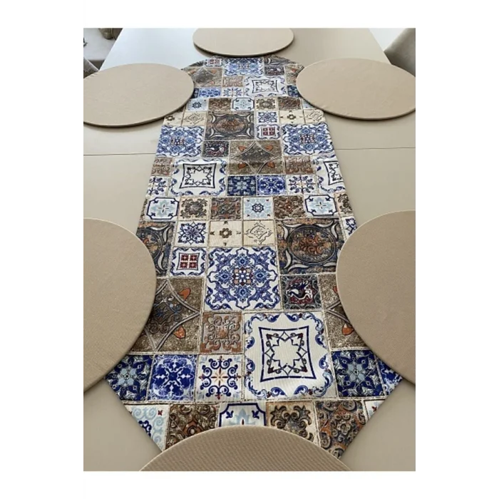 Genel Ürün Çini Desenli Krem Runner ve Supla Seti, şık ve kullanışlı ev dekoru.