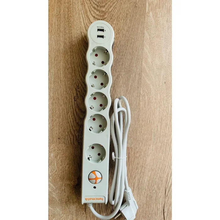 Genel Ürün Beşli Akım Korumalı 2 Usb Girişli Priz Beyaz