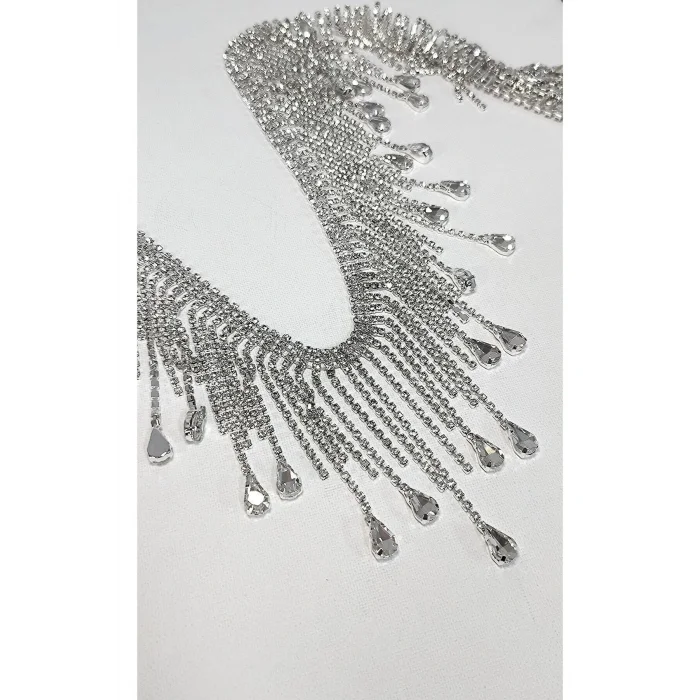 Genel Ürün ÖZEL KRİSTAL DAMLA TAŞLI ZİNCİR SAÇAK ŞERİT