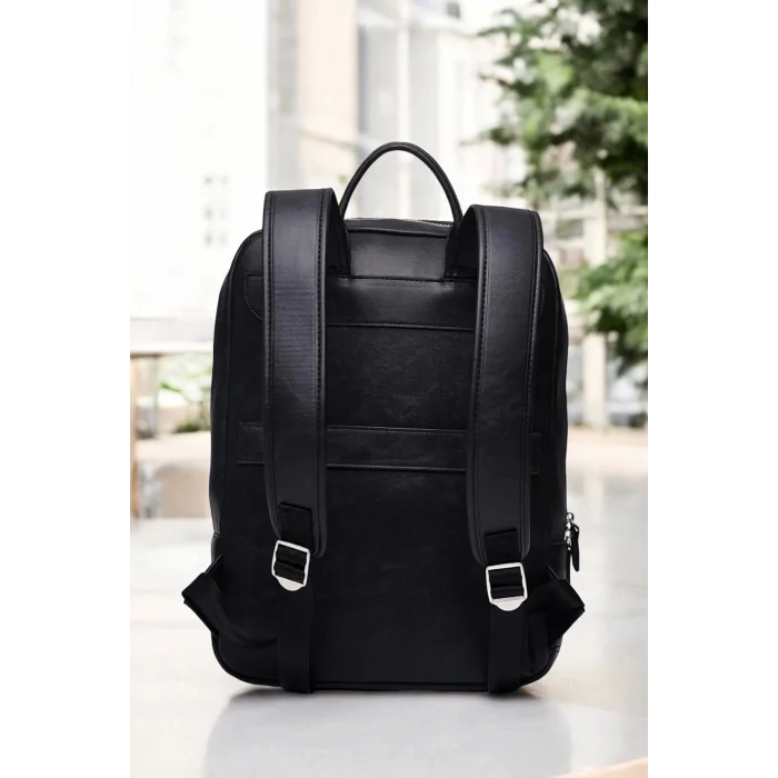 Genel Ürün Organizer Premium Deri 16 inç Crazy Siyah Sırt Laptop Çantası