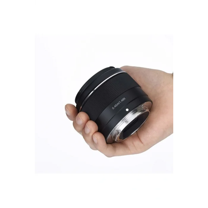 Genel Ürün 50mm F/1.8 S Da Dsm Iı Aps-c Sony E Mount Uyumlu Otofokus Prime Lens