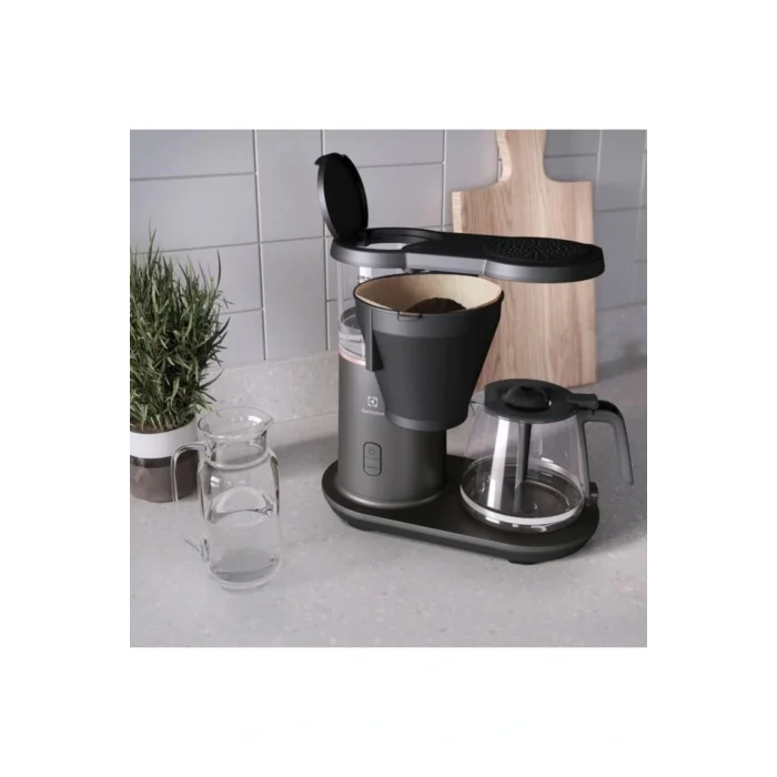 Genel Ürün E7cm1-4mtm Filtre Kahve Makinesi