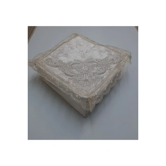 Genel Ürün Kadife Kumaş Süngerli Yemeni Hurç Fransız Güpürlü Dantel Çeyizlik Yemeni Hurcu Cappucino 36x36x18cm