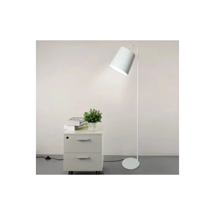 Lamba Modern Beyaz Metal Lambader Köşe Lambası Yerden Aydınlatma