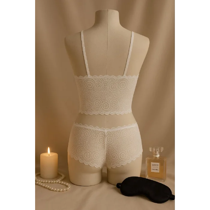 Kadın Beyaz Dantel Bralet Şort Takımı – Romantik ve Zarif İç Giyim