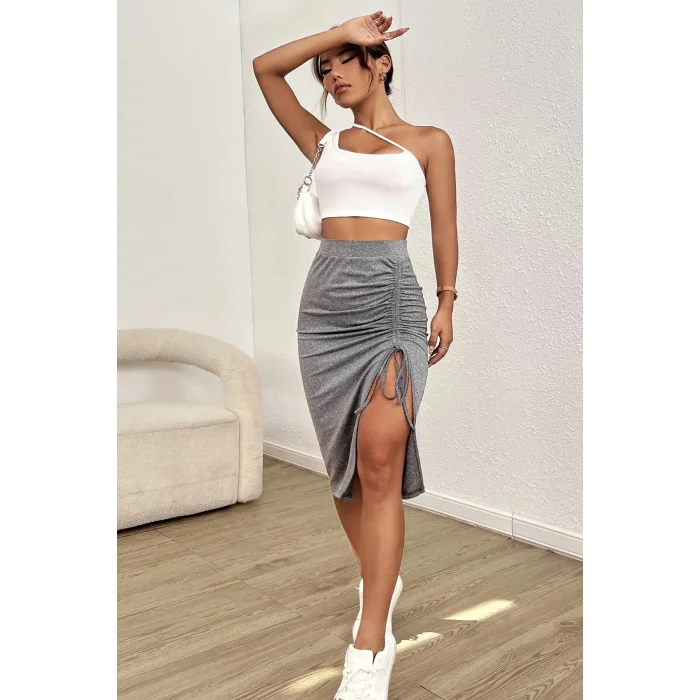 Kadın Beyaz Tek Omuzlu Çapraz Askılı Crop Top Büstiyer