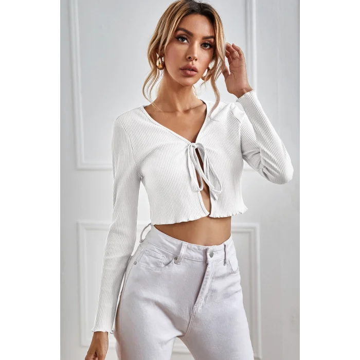 Kadın Beyaz Uzun Kollu Önden Bağlama Detaylı Crop Top Bluz
