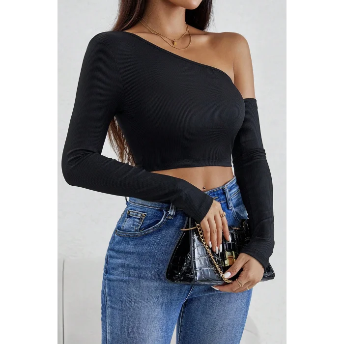 Kadın Siyah Tek Omuz Detaylı Uzun Kol Crop Top Bluz