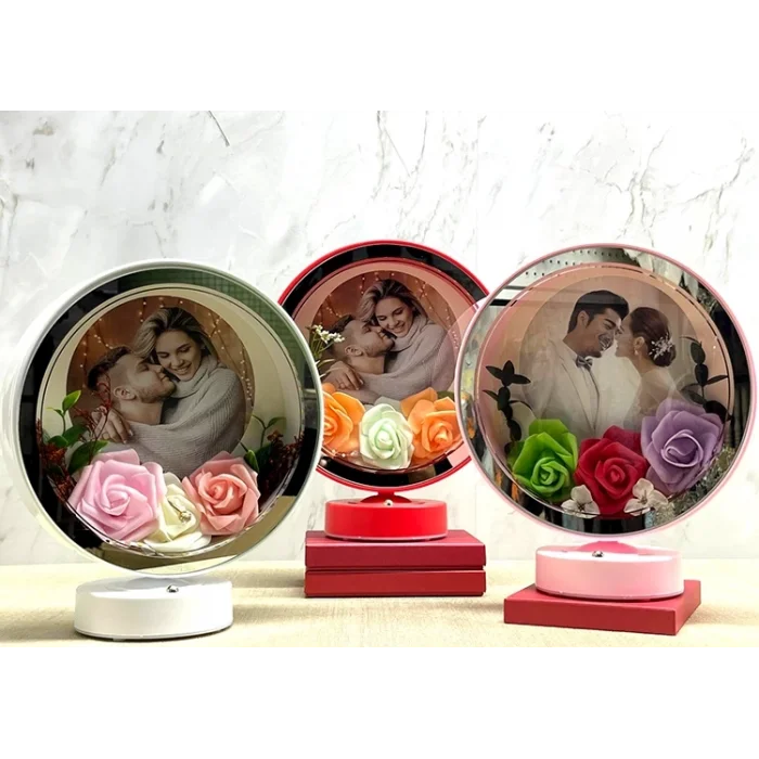 Kişiye Özel Gül Desenli Fotoğraf Alanlı Ledli Çerçeve