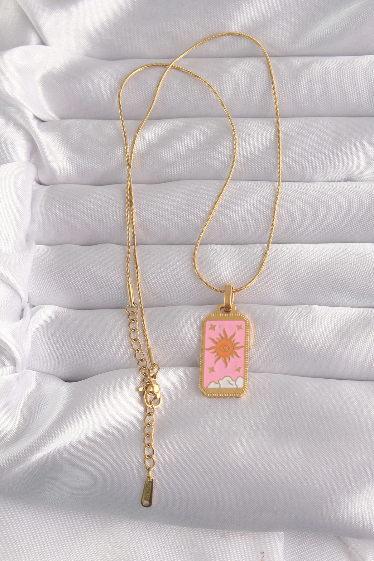 BUĞZ 316L ÇELİK GOLD RENK PEMBE MİNELİ GÜNEŞ MODEL TAROT KOLYE - BUĞZ