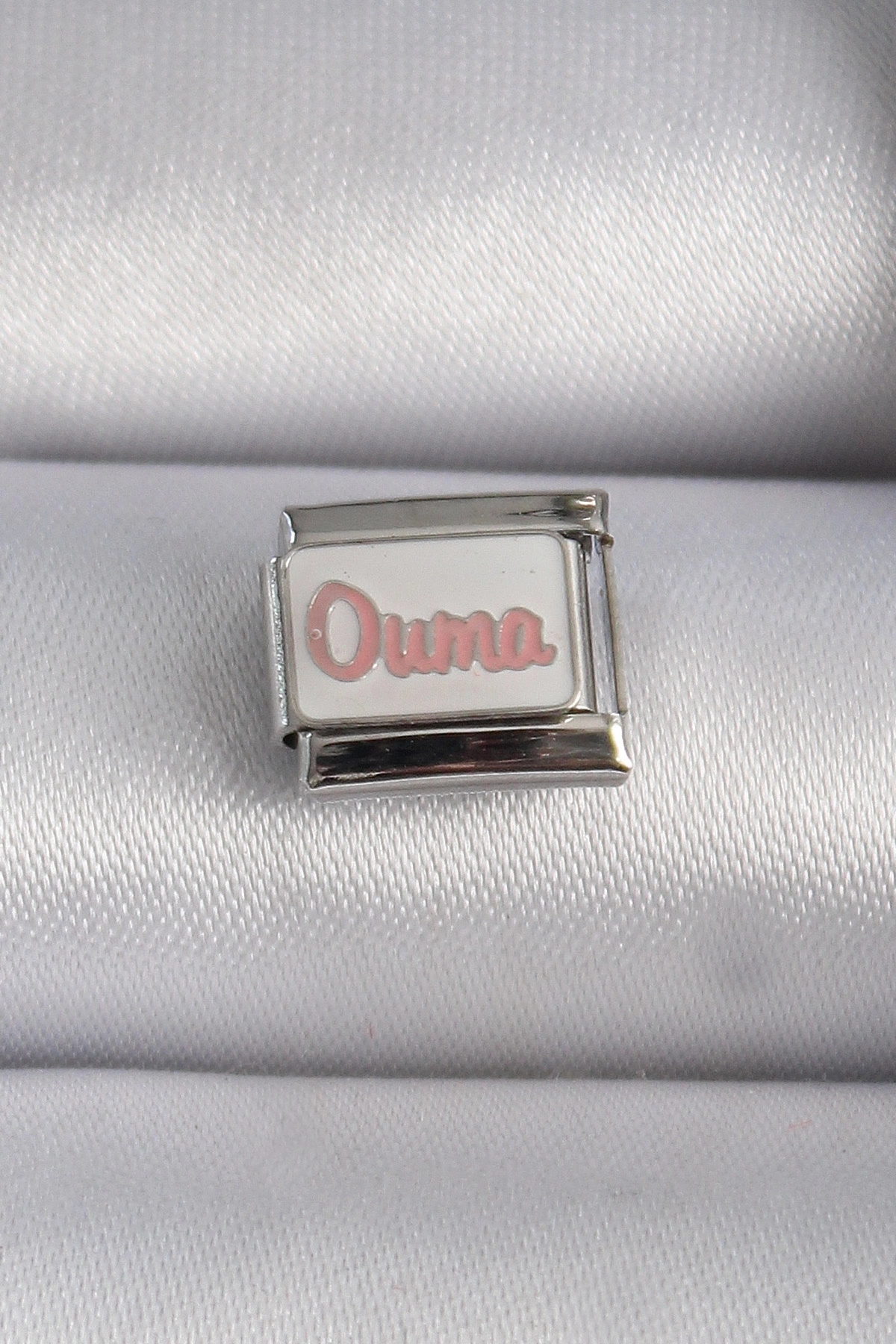 BUĞZ 316L Çelik Gümüş Renk Beyaz Pembe Ouma İşlemeli Nomination Charm