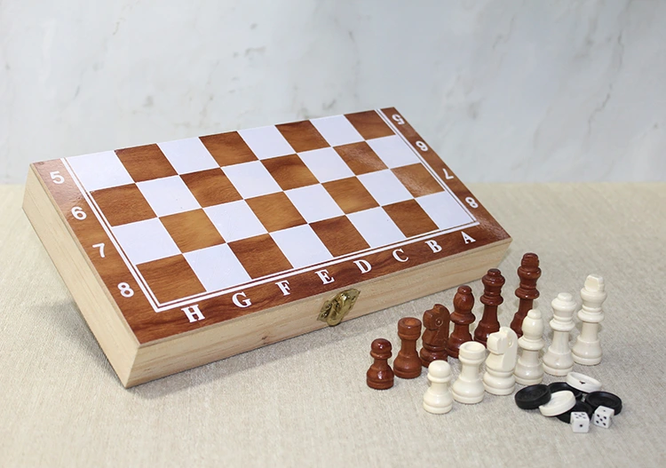 BUĞZ AHŞAP KUTULU SATRANÇ MODEL 2