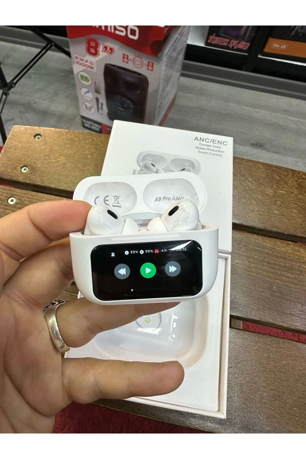 BUĞZ AirPods Pro2 ANC DOKUNMATİK EKRANLI Bluetooth Kulaklık Askı Asma BUĞZ AirPods Pro2 ANC DOKUNMATİK EKRANLI Bluetooth Kulaklık Askı Asma