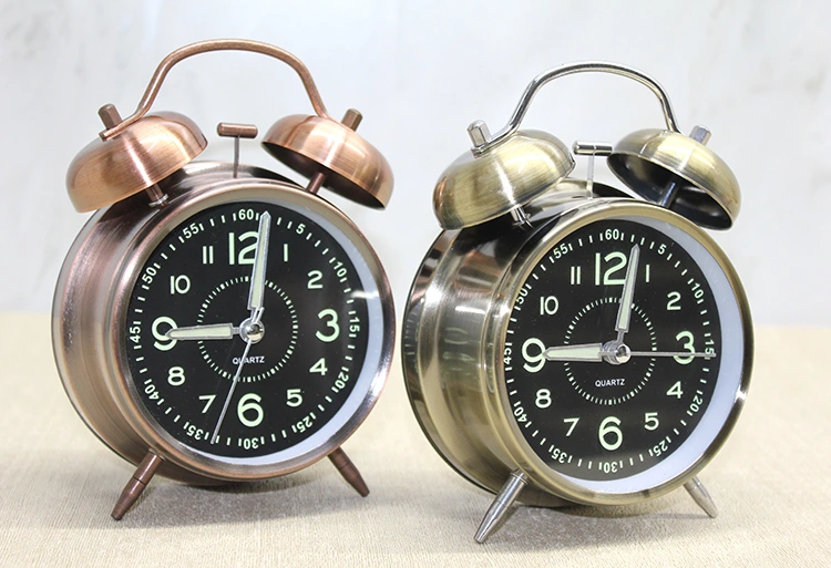 BUĞZ ANTİK METAL ÇALAR SAAT MODEL 1