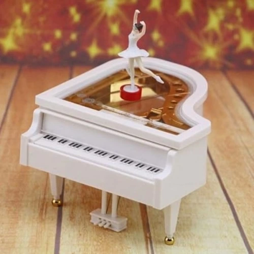 BUĞZ Balerin Figürlü Piyano Müzik Kutusu