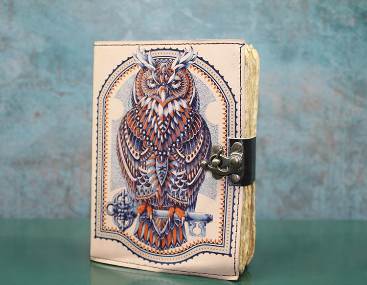 BUĞZ BAYKUŞLU DERİ DEFTER MODEL 3