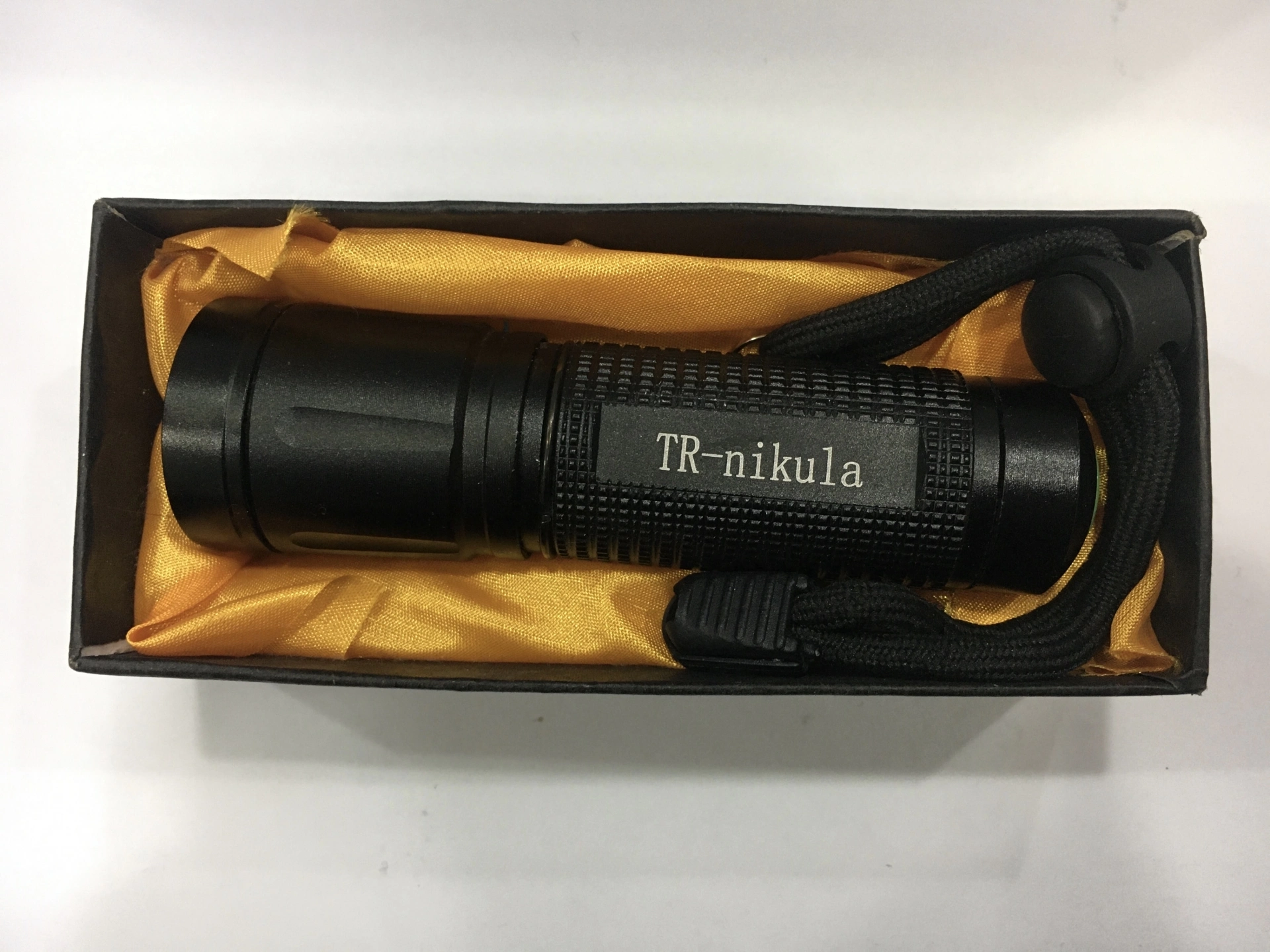 BUĞZ Beyaz Led Işıklı Mini Fener D35