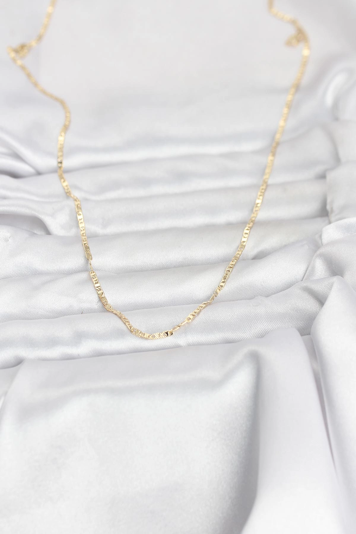 BUĞZ CM 14K GOLD RENK YASSI ZİNCİR MODEL 60 CM KADIN KOLYE - BUĞZ BUĞZ CM 14K GOLD RENK YASSI ZİNCİR MODEL 60 CM KADIN KOLYE - BUĞZ