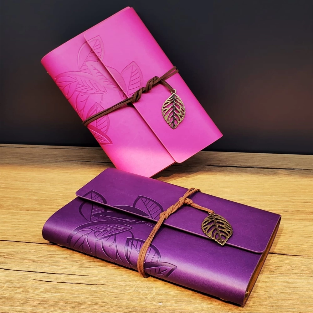 BUĞZ Deri Yaprak Desenli Çizgisiz Defter
