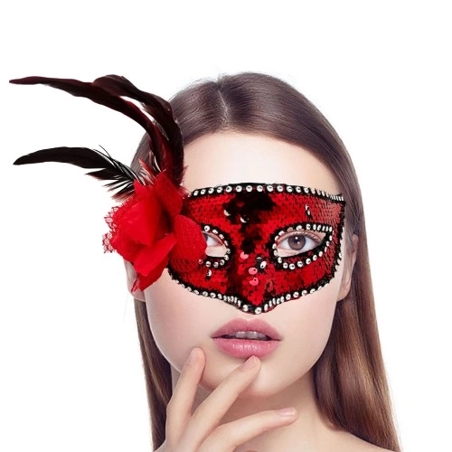 BUĞZ Kırmızı Yandan Tüylü Güllü Taşlı Pullu Maske