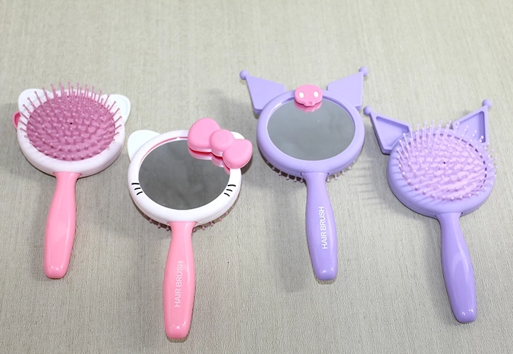 BUĞZ Kuromi, Hello Kitty Karışık Aynalı Tarak BUĞZ Kuromi, Hello Kitty Karışık Aynalı Tarak