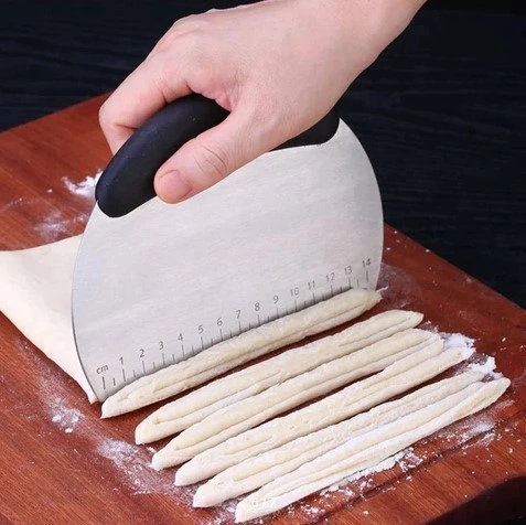 BUĞZ PASLANMAZ ÇELİK HAMUR KESME VE ŞEKİLLENDİRME SPATULASI