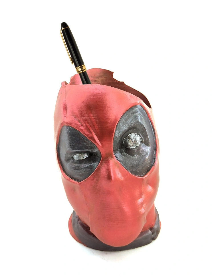 BUĞZ POLYESTER DEADPOOL KALEMLİK BUĞZ POLYESTER DEADPOOL KALEMLİK