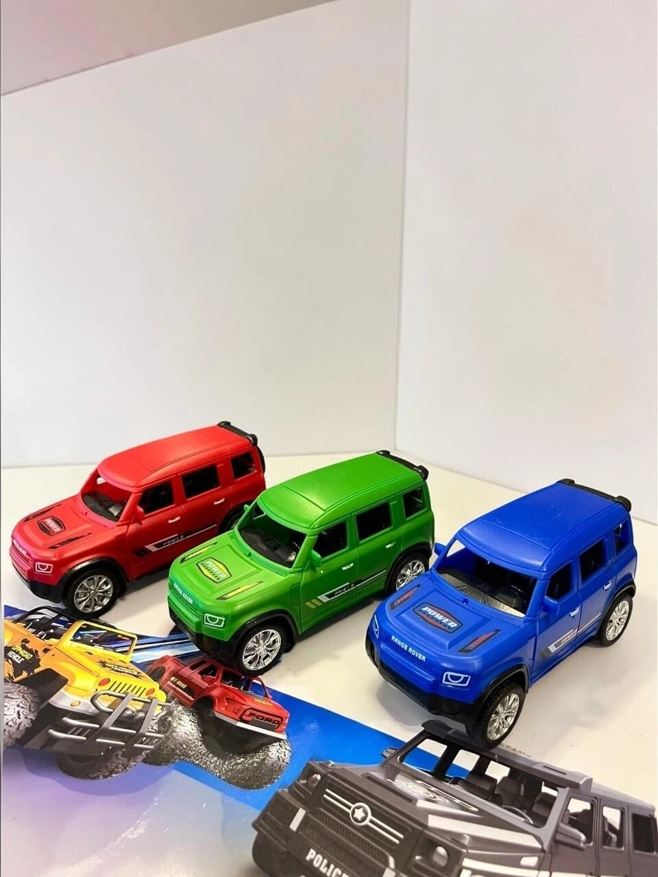 BUĞZ SH40932 SÜRTMELİ ARABA JİP PLASTİK-ZRV