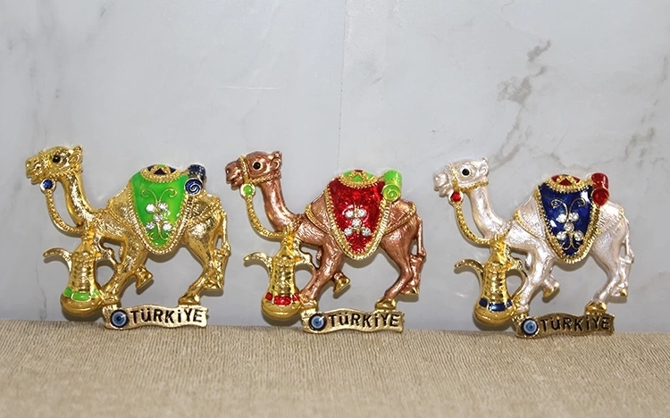 BUĞZ Swaroski Deve Figürü Magnet Alk3847