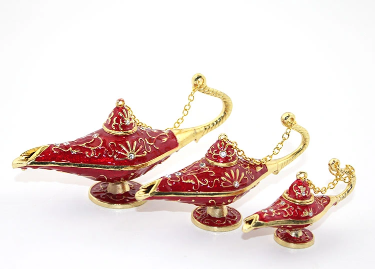 BUĞZ SWAROVSKİ TAŞLI 3'LÜ ALAADDİN LAMBASI BUĞZ SWAROVSKİ TAŞLI 3'LÜ ALAADDİN LAMBASI