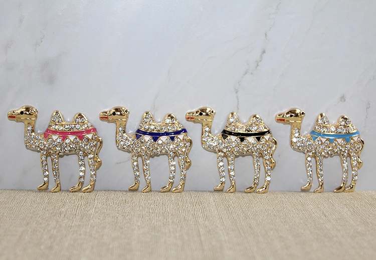 BUĞZ SWAROVSKİ TAŞLI MAGNET MODEL 5