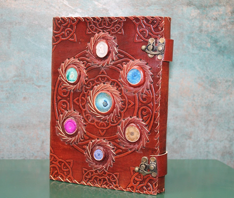 BUĞZ TAŞLI DERİ DEFTER MODEL 12 BUĞZ TAŞLI DERİ DEFTER MODEL 12