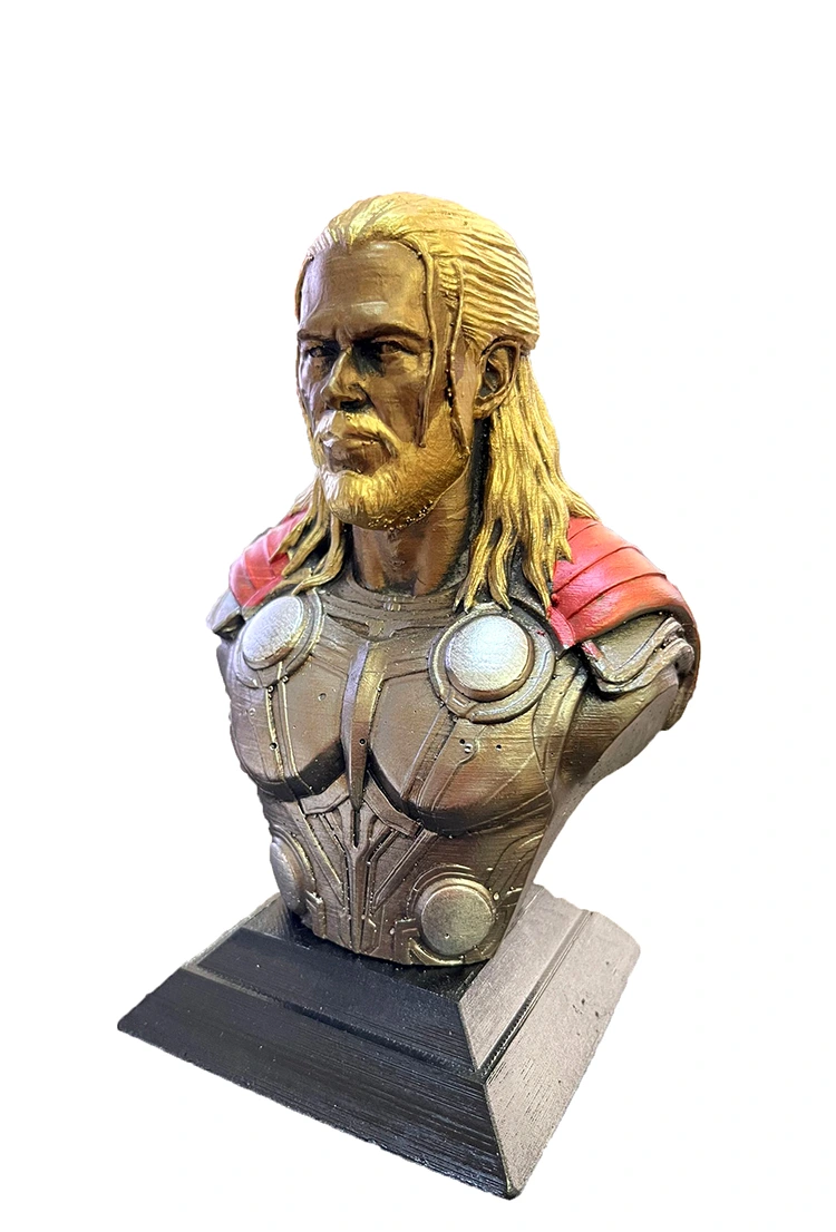 BUĞZ THOR BÜST