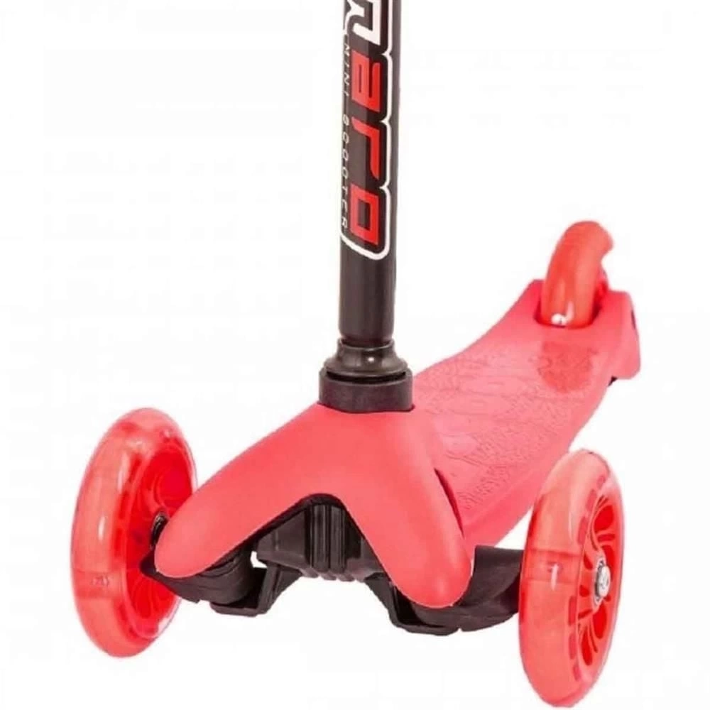 BUĞZ Twist Işıklı Scooter Kırmızı