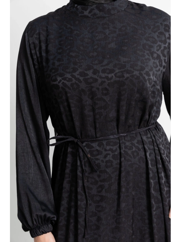 ETEK BÜZGÜ DETAYLI JAKAR ELBİSE - SİYAH - LEOPAR