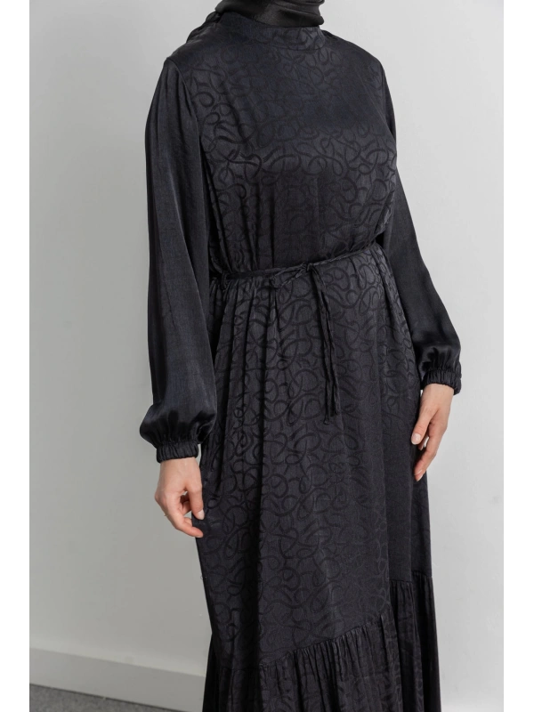 ETEK BÜZGÜ DETAYLI JAKAR ELBİSE - SİYAH - ES