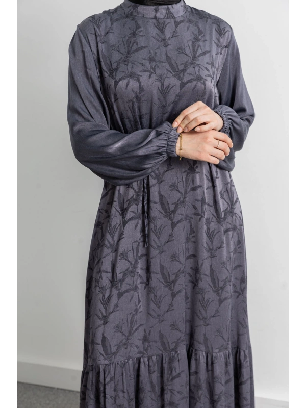 ETEK BÜZGÜ DETAYLI JAKAR ELBİSE - GRİ - YAPRAK