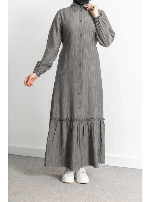LETAFET ÖNÜ DÜĞMELİ BÜZGÜLÜ ELBİSE - GRİ