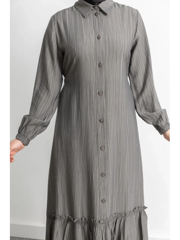 LETAFET ÖNÜ DÜĞMELİ BÜZGÜLÜ ELBİSE - GRİ