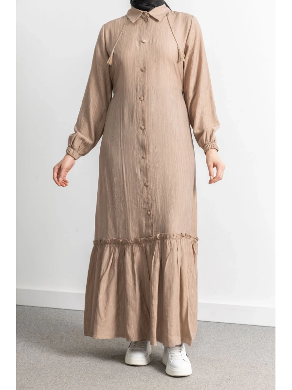 LETAFET ÖNÜ DÜĞMELİ BÜZGÜLÜ ELBİSE - VİZON